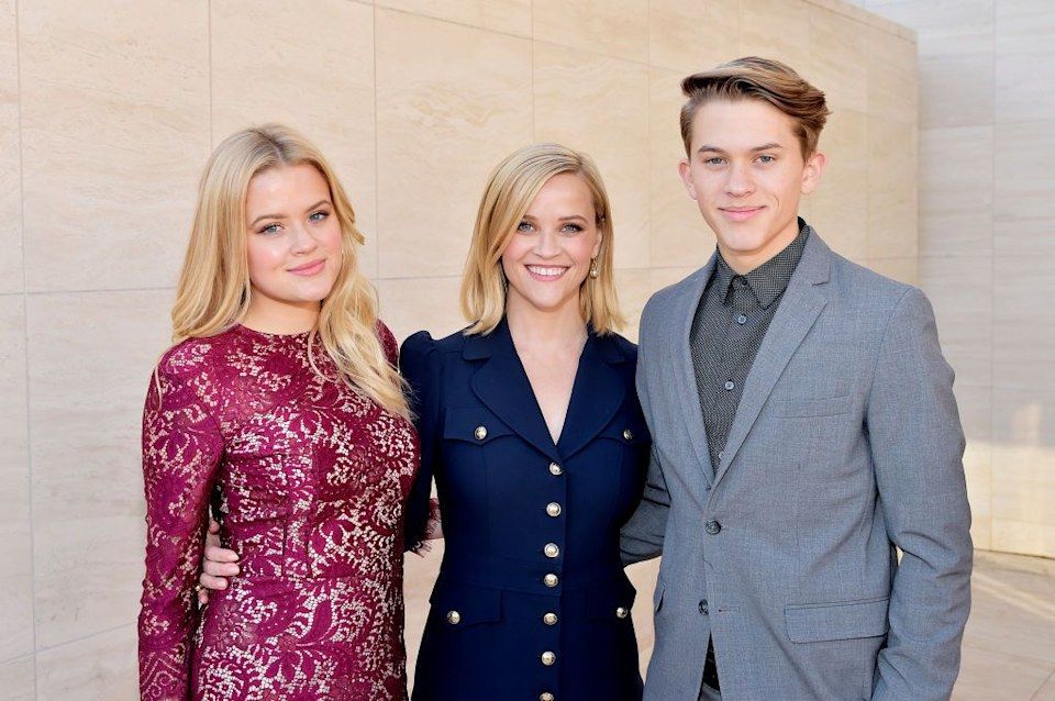 reese witherspoon boyfriend